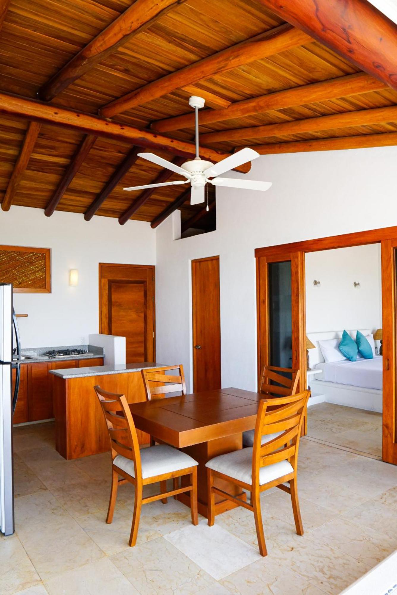 Villas San Sebastian Ζιουατανέχο Εξωτερικό φωτογραφία