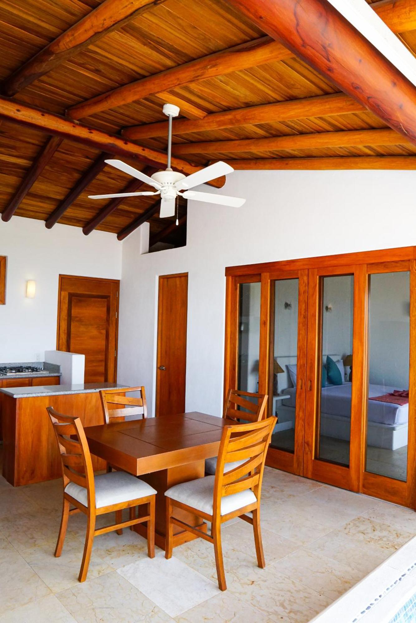 Villas San Sebastian Ζιουατανέχο Εξωτερικό φωτογραφία